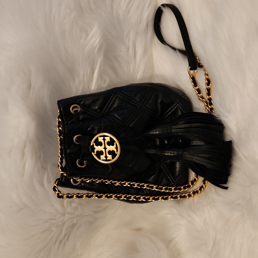 Tory Burch Fleming Soft Mini Bucket